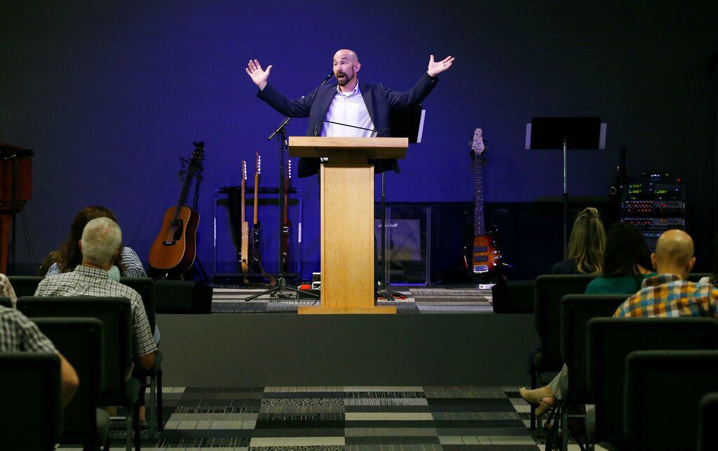 APTOPIX Virus Outbreak Churches Reopen Arizona